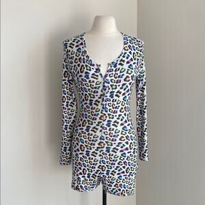 Leopard Print Sleep Romper Womens Sz Small White Multi Color Cozy Sleepwear